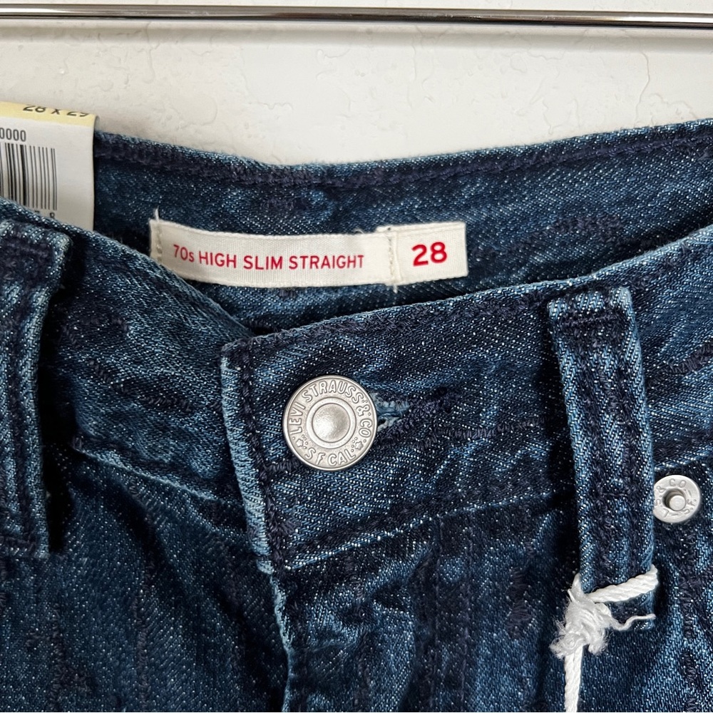 Levi’s 70s Ultra High Rise Slim Straight Leg Jeans Dark Wash Embroidered… - Picture 9 of 13